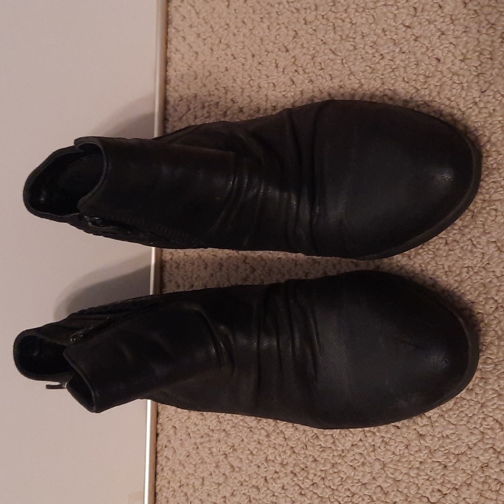 Black western style bootie - Picture 2 of 6